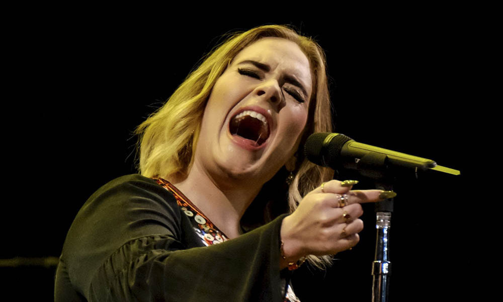 Adele Confirms She Won T Release Album Until 2021 Archyde