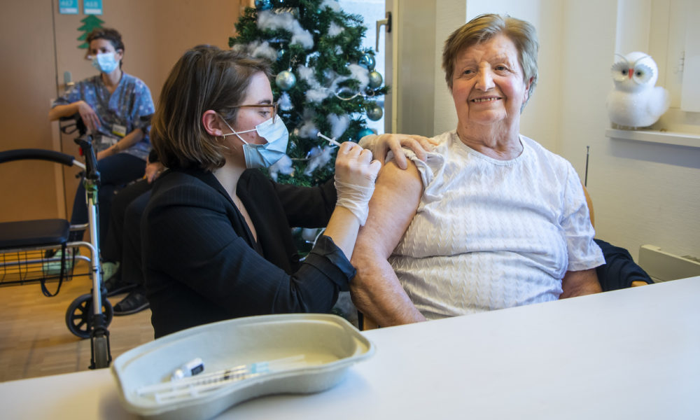 La Suisse romande lance les campagnes de vaccination LFM la radio