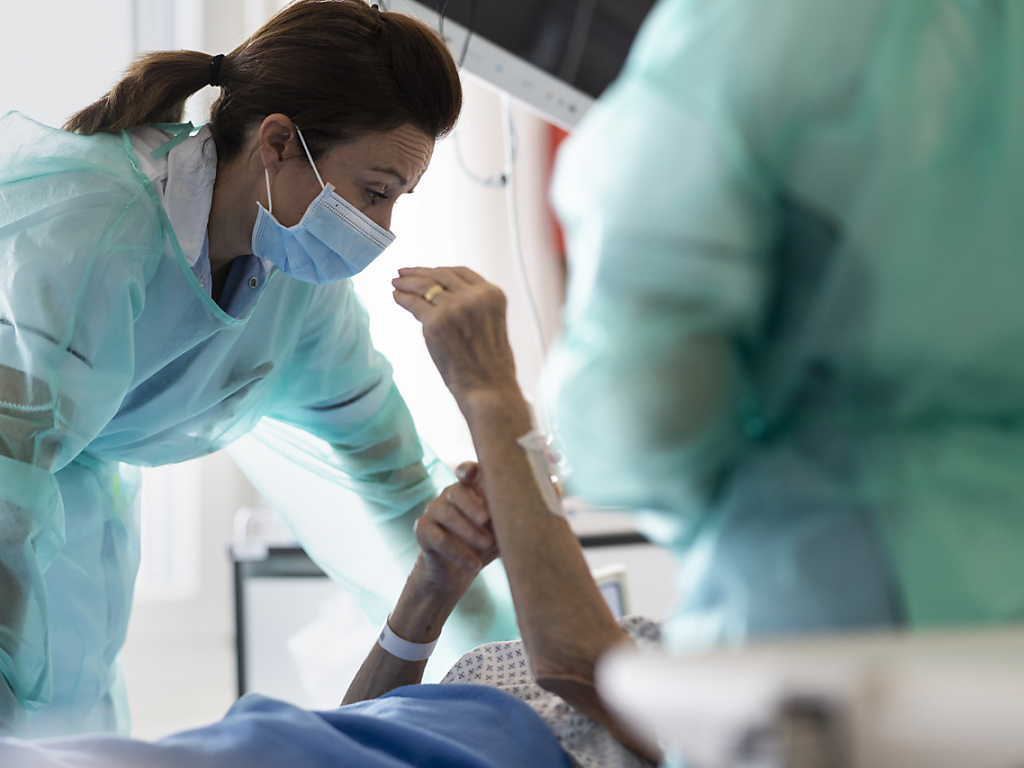Plus de 25'000 personnes ont été hospitalisées en raison du Covid-19 en Suisse depuis février 2020