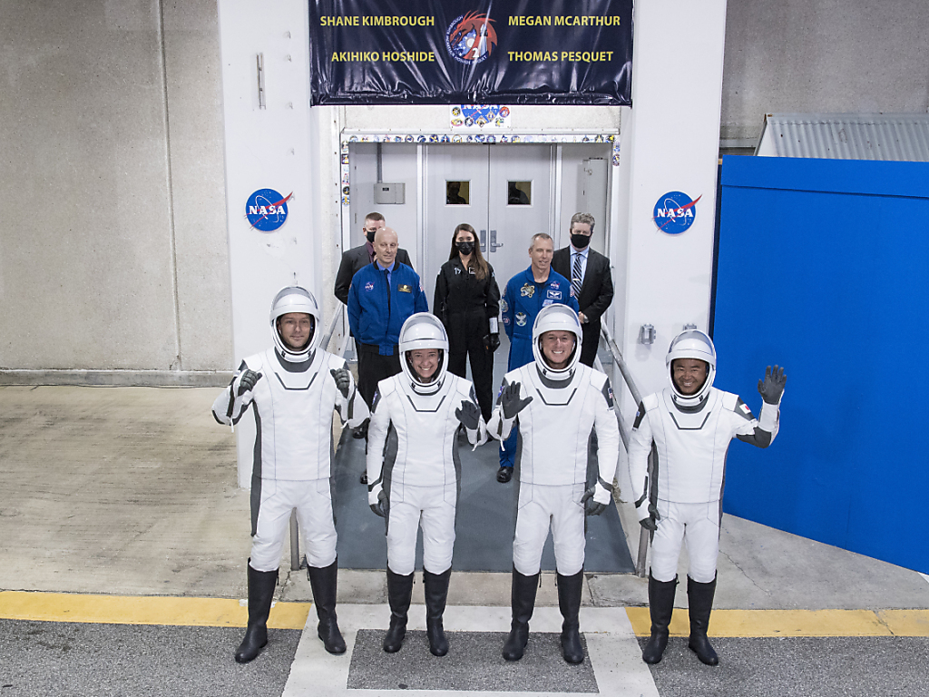 La Nasa désigne ses astronautes pour les premiers vols habités de Boeing et  SpaceX