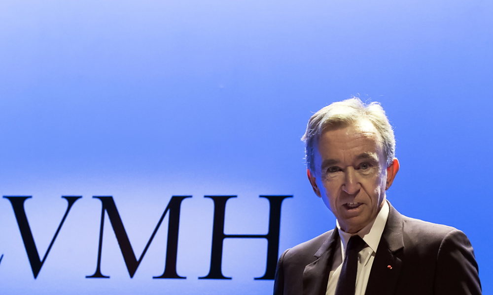 Le Flash Mode : comment la fortune de Bernard Arnault (LVMH) a explosé  malgré la crise - Quotidien