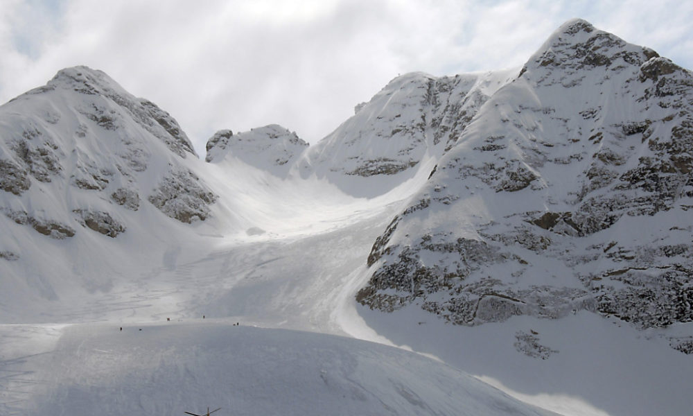 Il Cerax cade sul ghiacciaio italiano: almeno quattro morti