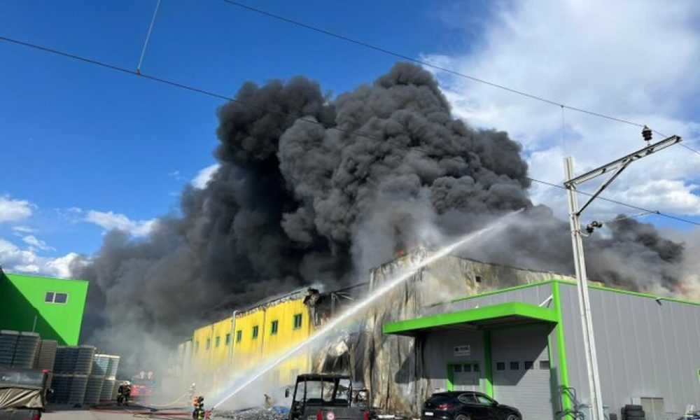 Gros dégagement de fumée à Vétroz (VS) Gros dégagement de fumée à Vétroz (VS)