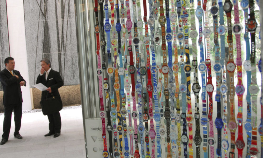 Swatch poursuit la Malaisie pour saisie de montres arc-en-ciel Swatch poursuit la Malaisie pour saisie de montres arc-en-ciel