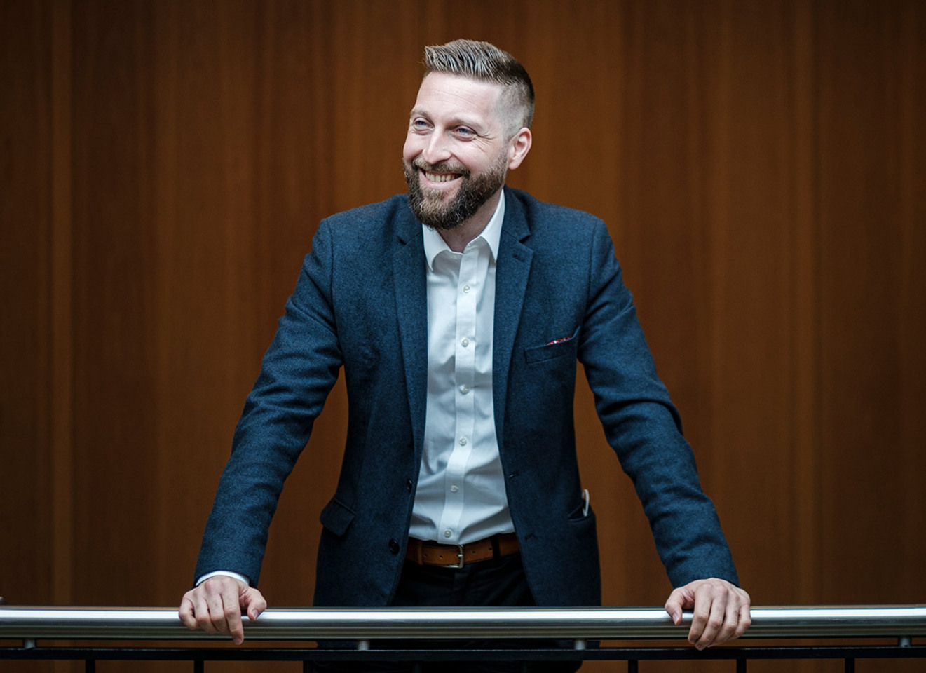 Nicolas Tripet, Chef de la communication de la Fédération vaudoise des entrepreneurs, sera notre invité le lundi 04 décembre 2023  dès 7h20 - Selon une étude commandée par la Société Suisse des Entrepreneurs en 2040, il manquera 5’600 travailleurs qualifiés au secteur principal de la construction. Quelles sont les solutions pour trouver de la main d'œuvre qualifiée ? On en parle avec Nicolas Tripet, chef de la communication de la Fédération vaudoise des entrepreneurs.