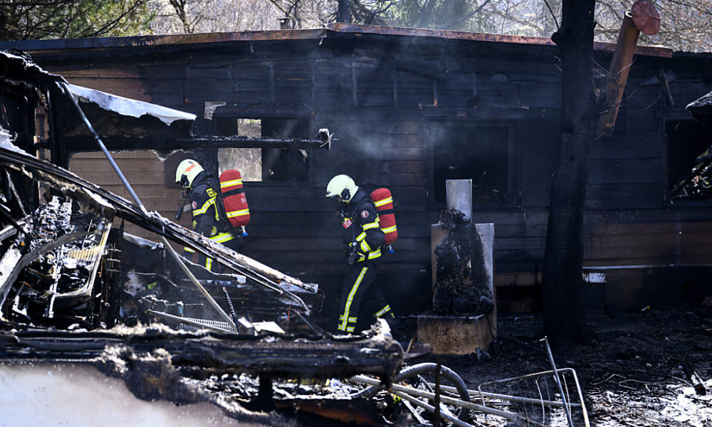 Pompier blessé dans l’incendie d’un camping à Sion Pompier blessé dans l’incendie d’un camping à Sion