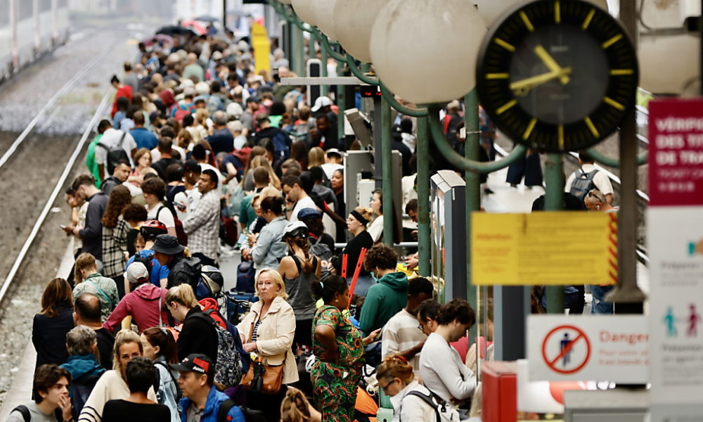 Pas de retour à la normale avant jeudi pour le trafic TGV Pas de retour à la normale avant jeudi pour le trafic TGV