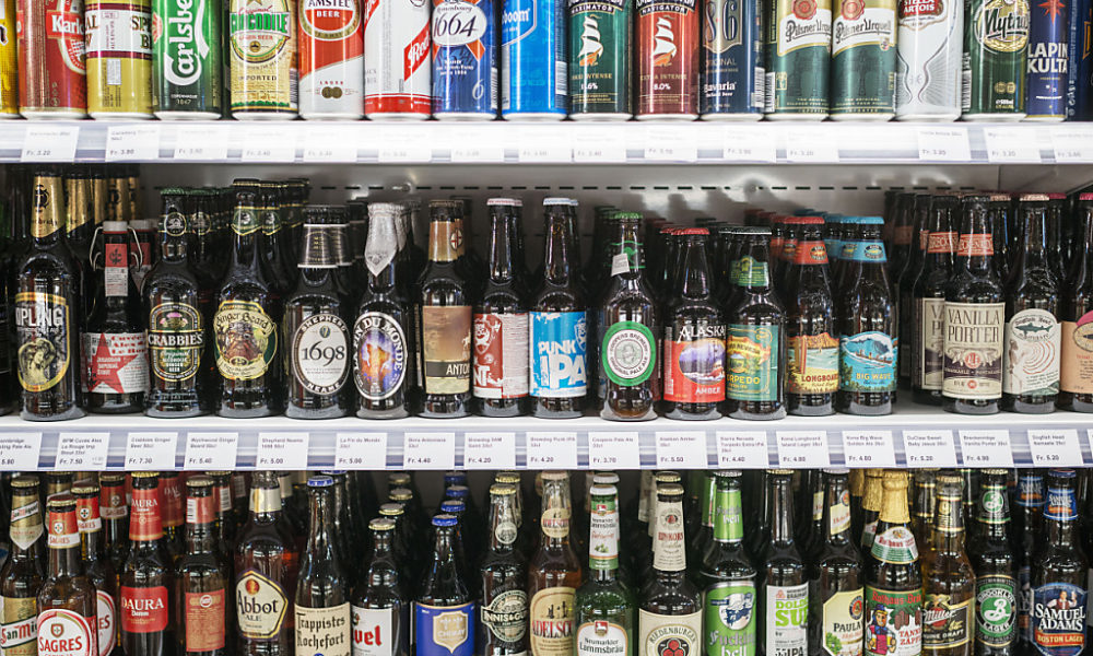 Vente d’alcool à l’emporter: allègement administratif à l’étude Vente d’alcool à l’emporter: allègement administratif à l’étude