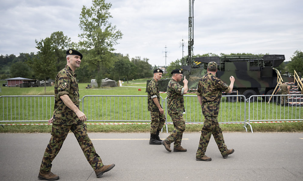 Deux raisons aux départs du service militaire vers le service civil Deux raisons aux départs du service militaire vers le service civil