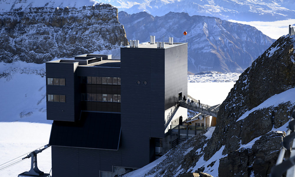 Le nouveau restaurant Botta à Glacier 3000 a été inauguré Le nouveau restaurant Botta à Glacier 3000 a été inauguré