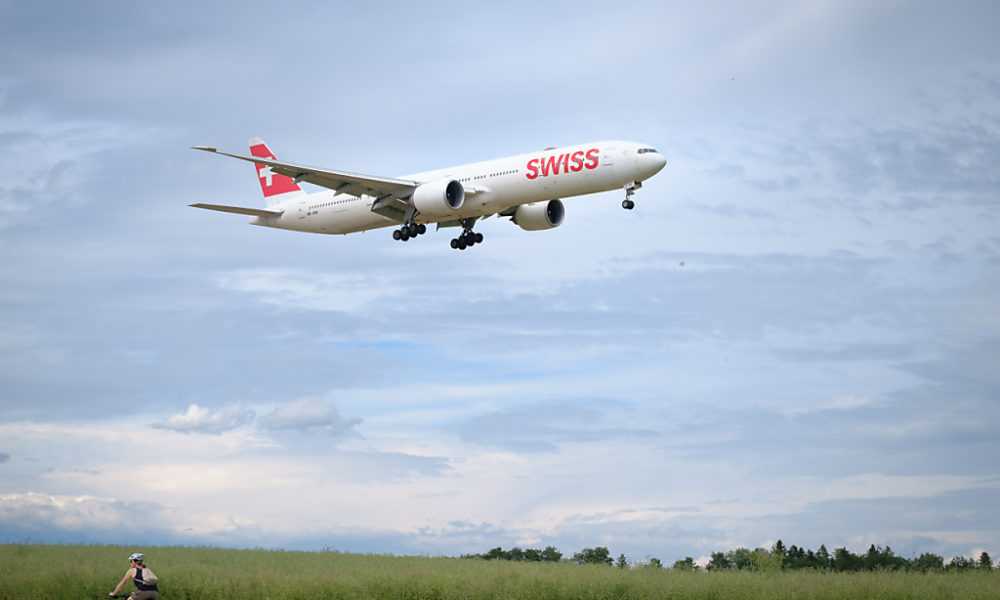 Aviation: la Suisse devrait introduire une base de données des passagers Aviation: la Suisse devrait introduire une base de données des passagers