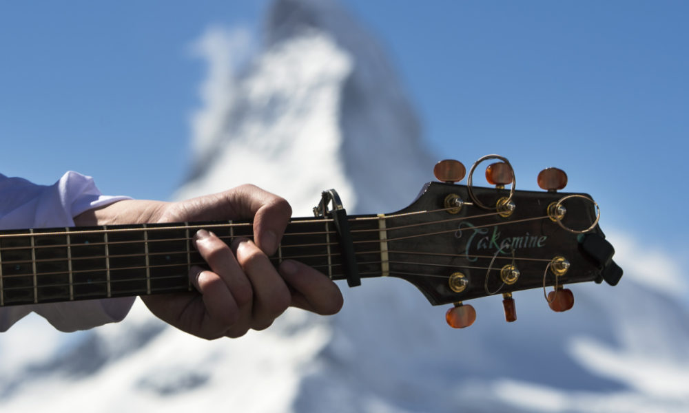 Stephan Eicher et le Swiss Orchetra ouvriront le Zermatt Unplugged Stephan Eicher et le Swiss Orchetra ouvriront le Zermatt Unplugged