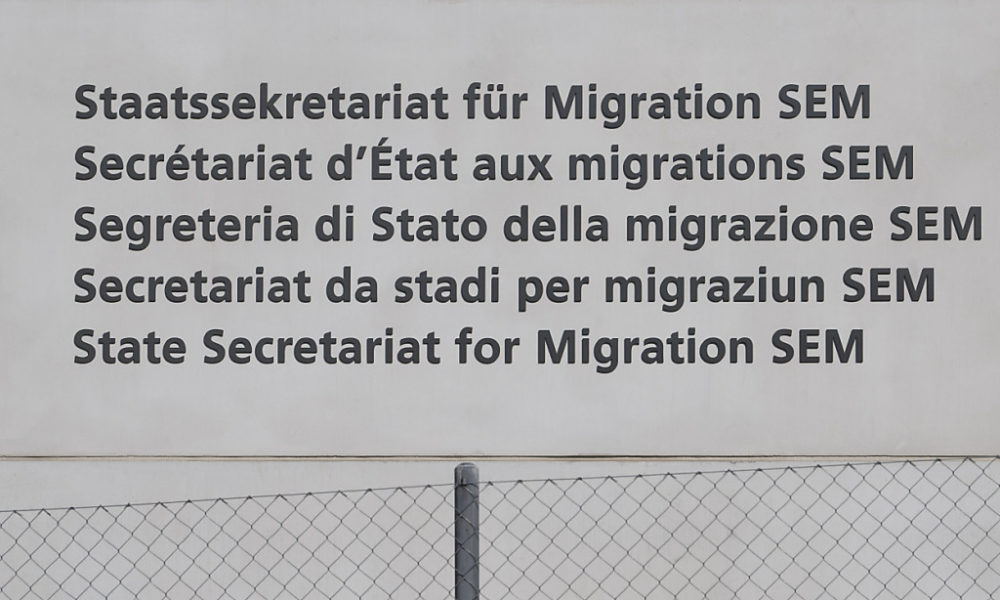 La Suisse suspend les procédures pour les requérants syriens La Suisse suspend les procédures pour les requérants syriens
