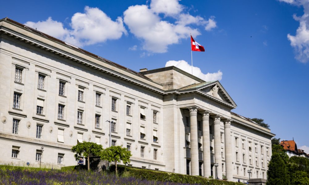 Un médecin ne peut plus pratiquer seul dans le canton de Schwyz