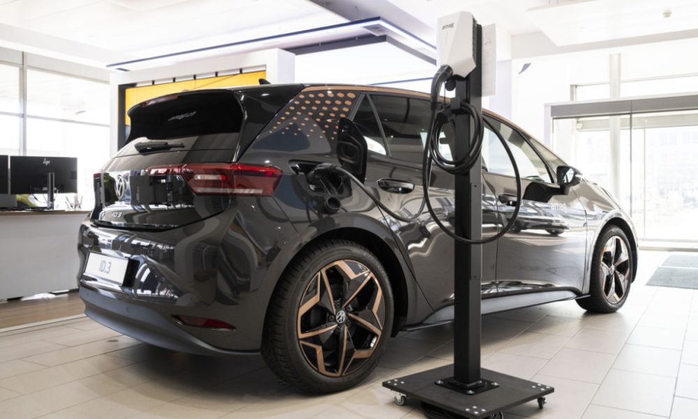 Amag réhausse son chiffre d'affaires 2025 dans un marché morose