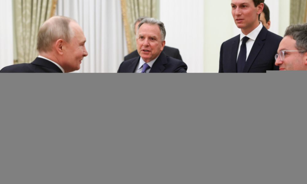 Moscou exige le départ des troupes de Kiev du Donbass