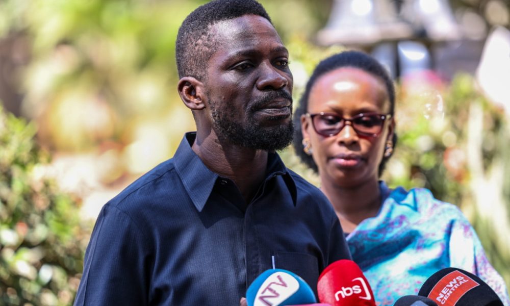 Ouganda: le principal opposant échappe à un raid des autorités